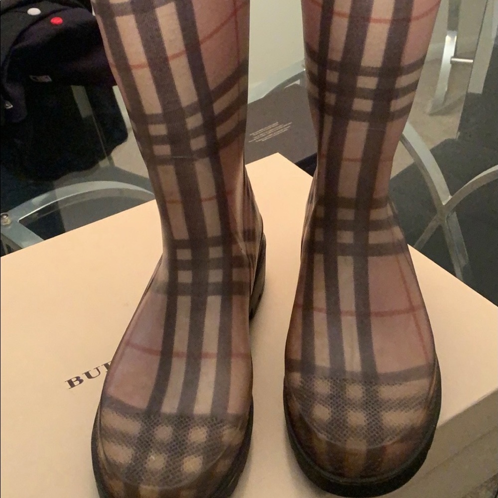 Burberry Rainboots
